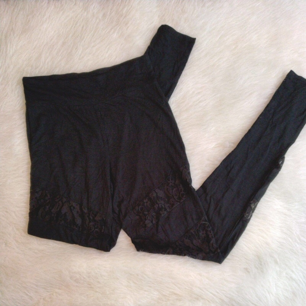 Venus Solid Black Lace Leggings - Picture 5 of 5